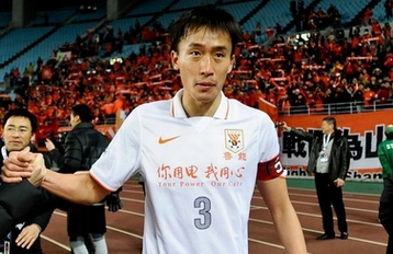 足球报：海牛欠薪3000万，前梅州主帅接替李霄鹏执教球队（足球报：海牛被曝欠薪3000万，前梅州主帅上任接棒李霄鹏）