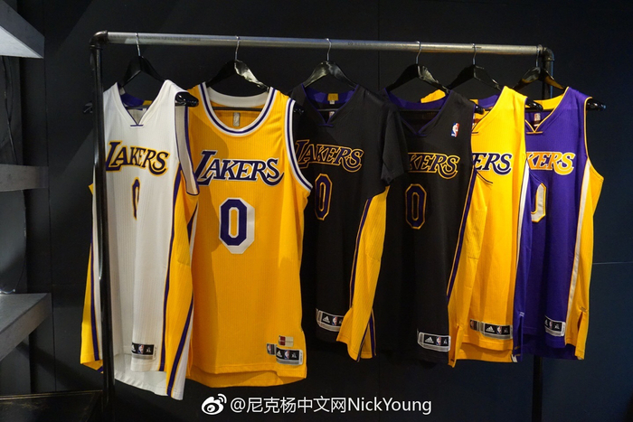 孔德：第二球我本来是想传球的，所以我自己也很意外（孔德谈第二球：本想传球，进了连我自己都没想到）