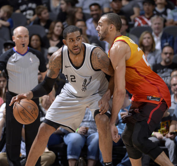 68分钟被换！利物浦1.5亿标王让斯洛特死心：5项数据挂零 评分6.5（踢满68分钟即被换！利物浦1.5亿标王令斯洛特失望：5项数据全零，评分仅6.5）