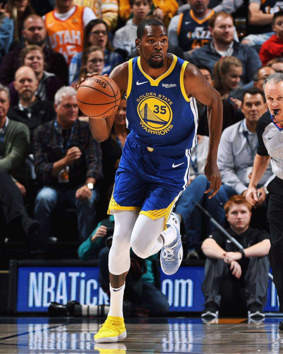 里昂15岁潜力中锋泽科维奇：崇拜哈兰德和DV9的左脚射手（里昂15岁中锋新星泽科维奇：左脚杀手，偶像哈兰德与DV9）