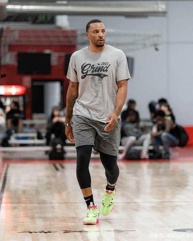 我们的米兰德比进球TOP25（米兰德比25大经典进球）