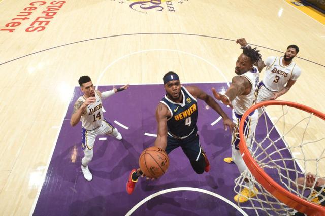 罗马诺：切尔西还没有与曼联谈加纳乔转会，预计8月进行（罗马诺：切尔西尚未与曼联就加纳乔转会接触，预计8月推进）