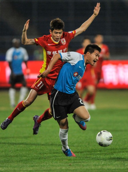 贝尔萨：我是个毒瘤，是那种会让环境变得紧张的人（贝尔萨：我个性强烈，常让团队气氛紧绷）