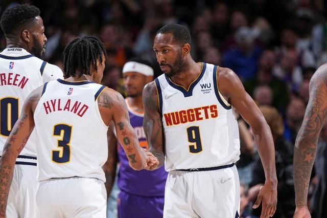 足球报：阿洛伊西下月初带队冬训 浙江锚定外援目标（足球报：阿洛伊西下月初率队开启冬训，浙江已锁定外援人选）