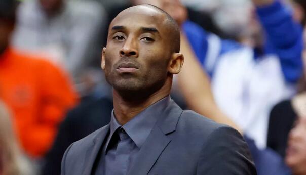 德转预热戴维身价：最高4500万欧不变，最低下跌至3000万欧（德转预热戴维估值：上限仍为4500万欧，下限降至3000万欧）